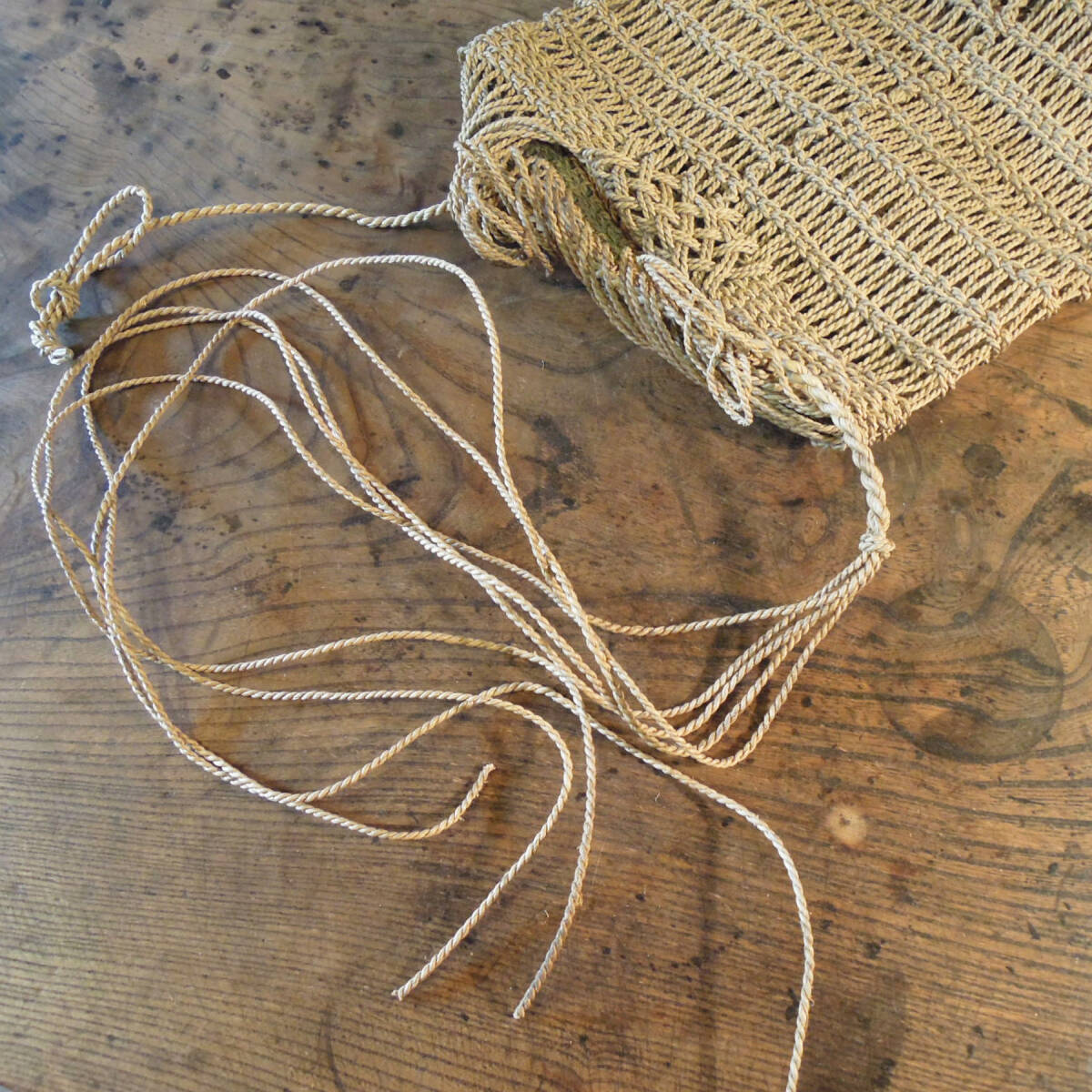 未使用 ヒロロ 細編み スカリ 手編み 奥会津伝統工芸品 カゴバッグ 自然素材 半完成品 編み組細工 _紐部分が未完成です