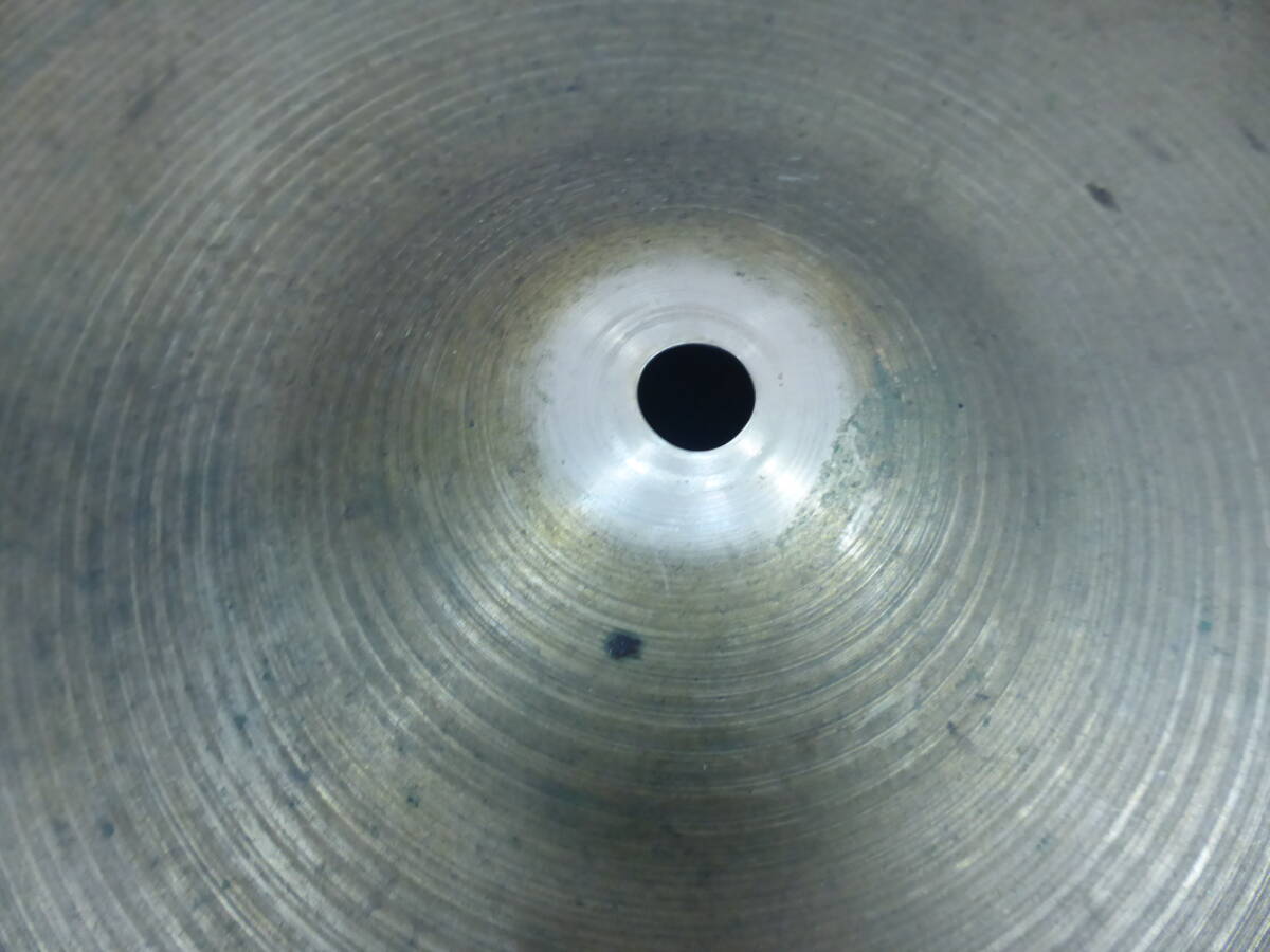 Zildjian/ジルジャン MEDIUM THIN CRASH 白抜き ヴィンテージ 16インチ 約40.6cm ミディアム シン クラッシュ_画像8