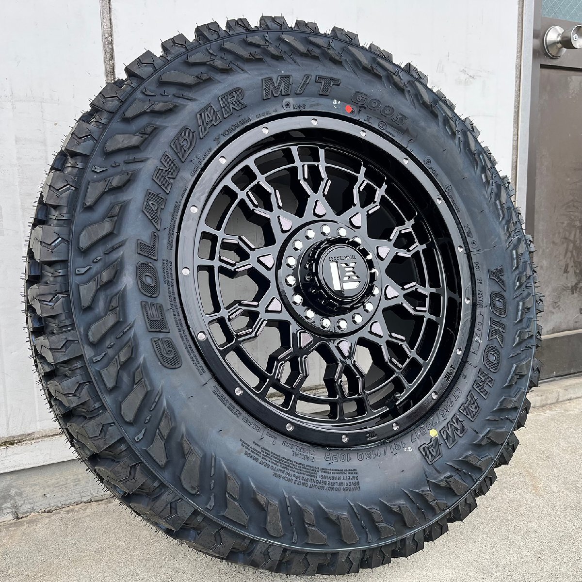 プラド ハイラックス パジェロ サーフ 17インチ タイヤ ホイール ヨコハマ ジオランダー MT 265/65R17 265/70R17 PreDator 4本セット_画像8