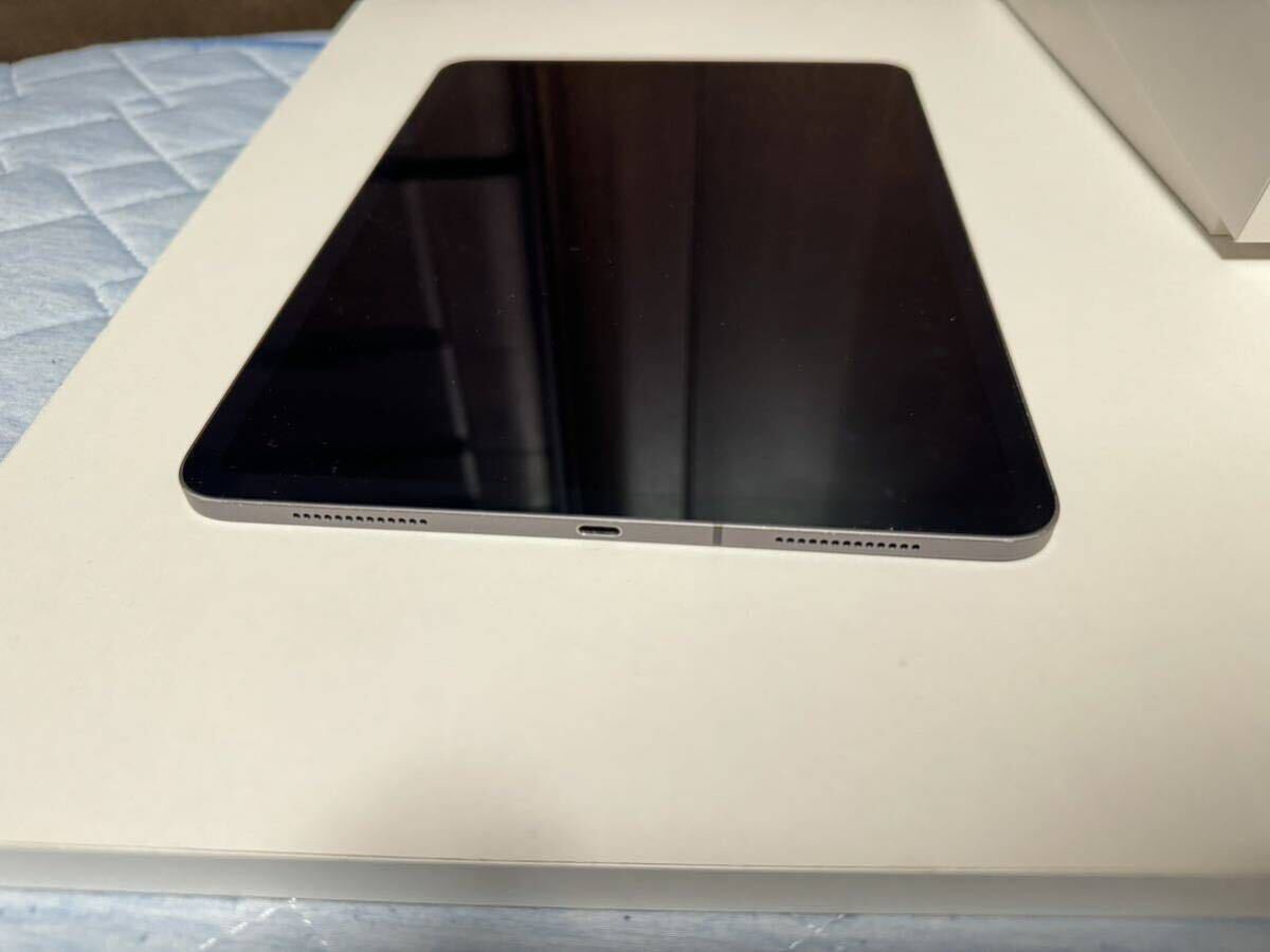 中古 Apple iPad Pro 11インチ 第2世代 セルラーモデル SIM フリー512GB スペースグレー_画像3