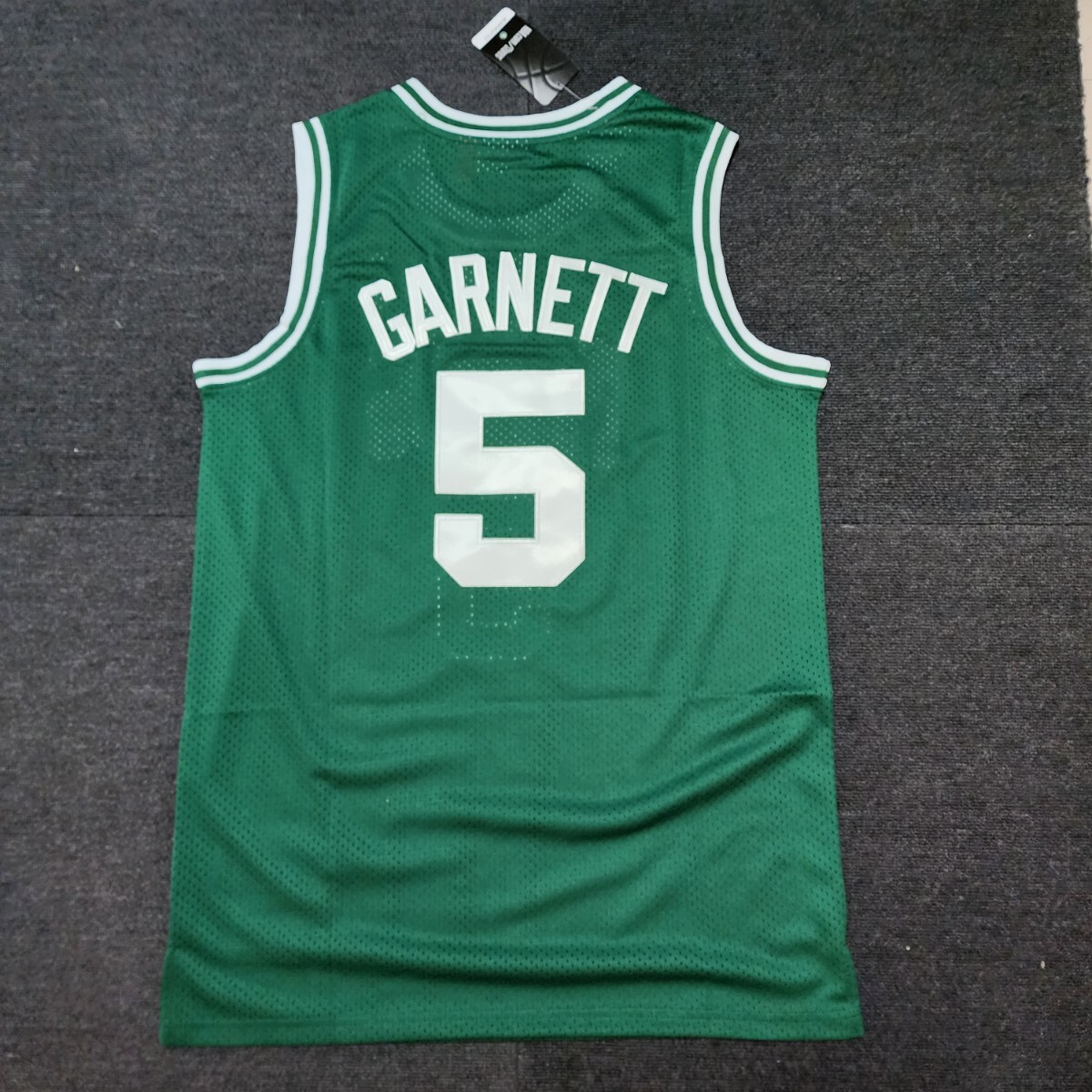 新品　バスケユニフォーム　NBA　ボストン・セルティックス　ケビン・ガーネット　Garnett選手　サイズL　ゲームシャツ 　グリーン色　刺繍_画像1