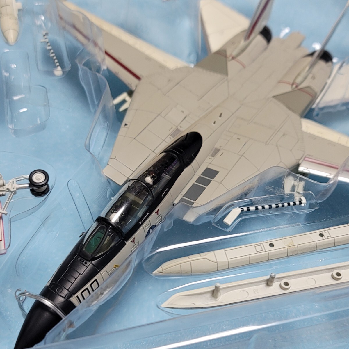 センチュリーウィングス 1/72 F-14A TOMCAT_画像8