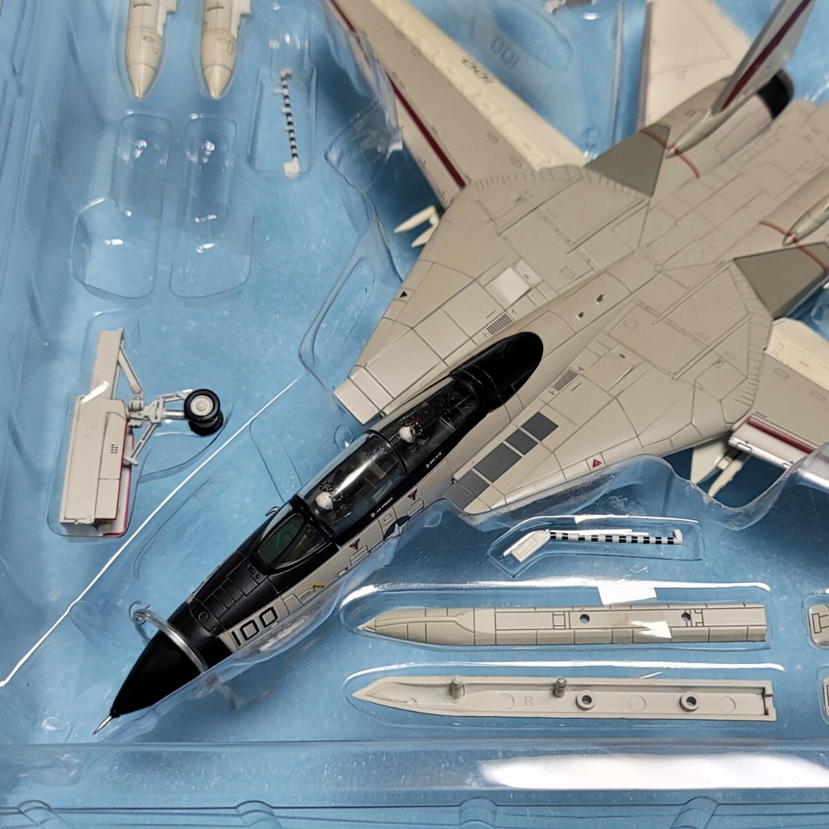 センチュリーウィングス 1/72 F-14A TOMCAT_画像4