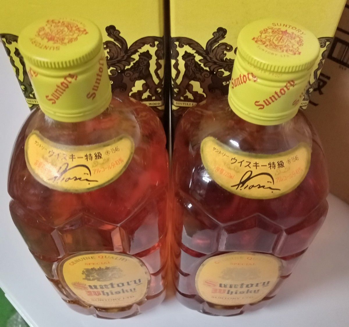 未開栓・古酒】サントリー ウイスキー 角瓶 特級 720ml 43% 箱 未開栓・古酒】サントリー ウイスキー 角瓶 特級 720ml 43% 箱
