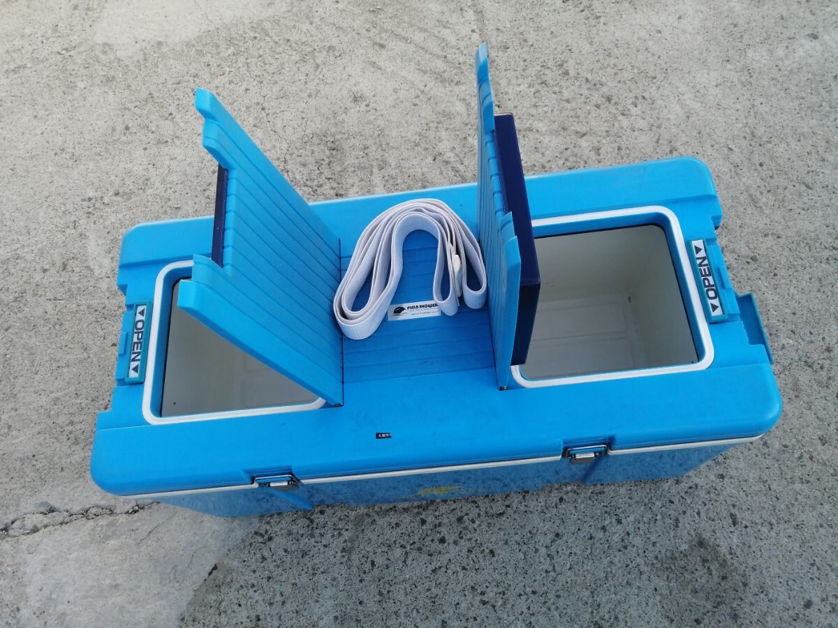  cooler-box длина примерно 75cm ширина примерно 35cm глубина примерно 35cm, внешние размеры закон.. б/у товар 