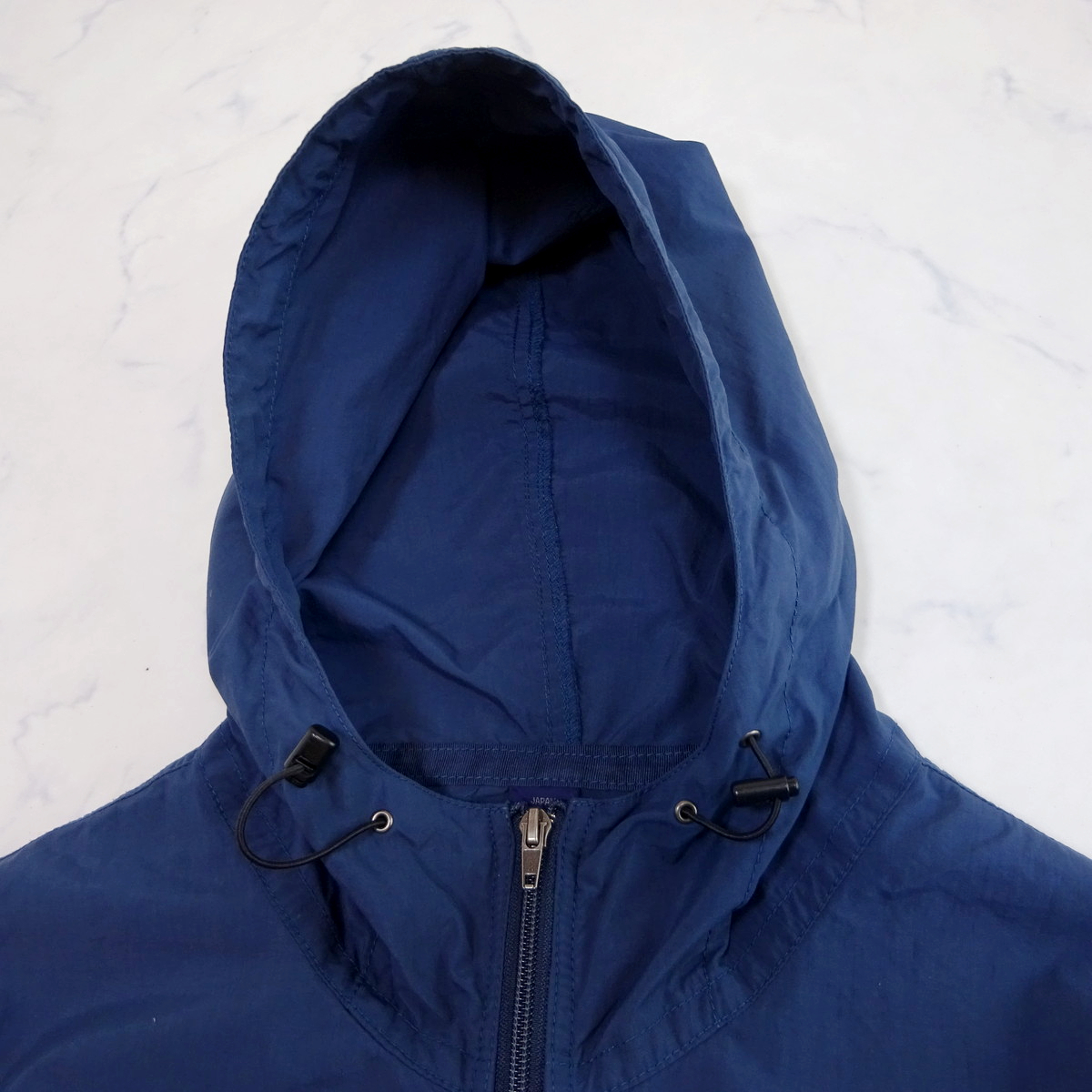 美品 mont-bell ANORAK HOODIE モンベル アノラックパーカ ナイロン ネイビー Mサイズ_画像2