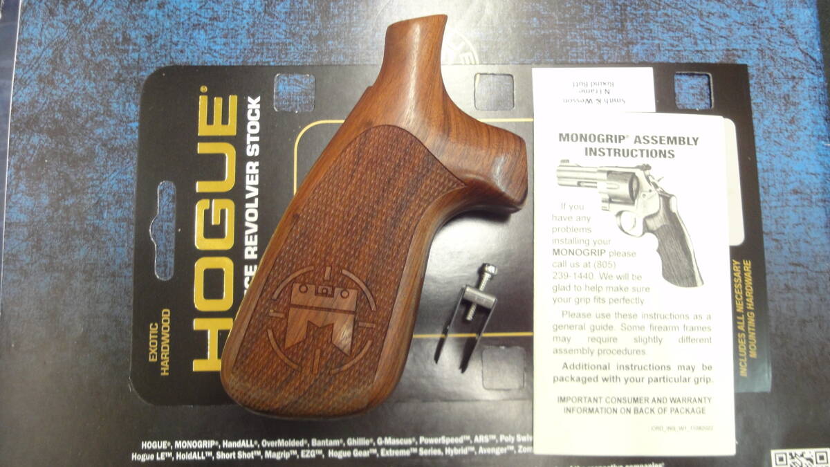 HOGUE Nフレーム round Miculek JM チェッカー 木製グリップ 240514 ホーグ M327 M627 R8_画像1