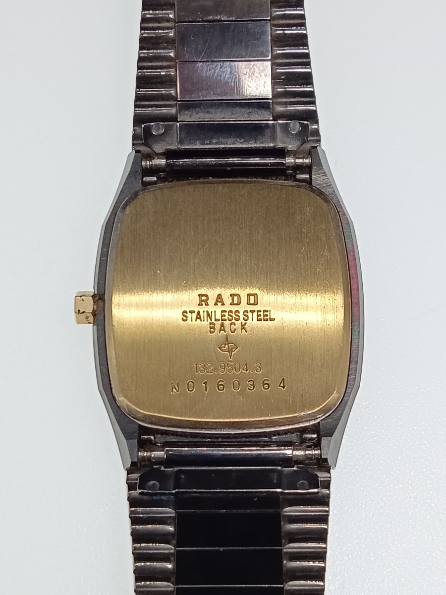 RADO ラドーダイヤスターブラック文字盤 クオーツ腕時計132.9504.3_画像4