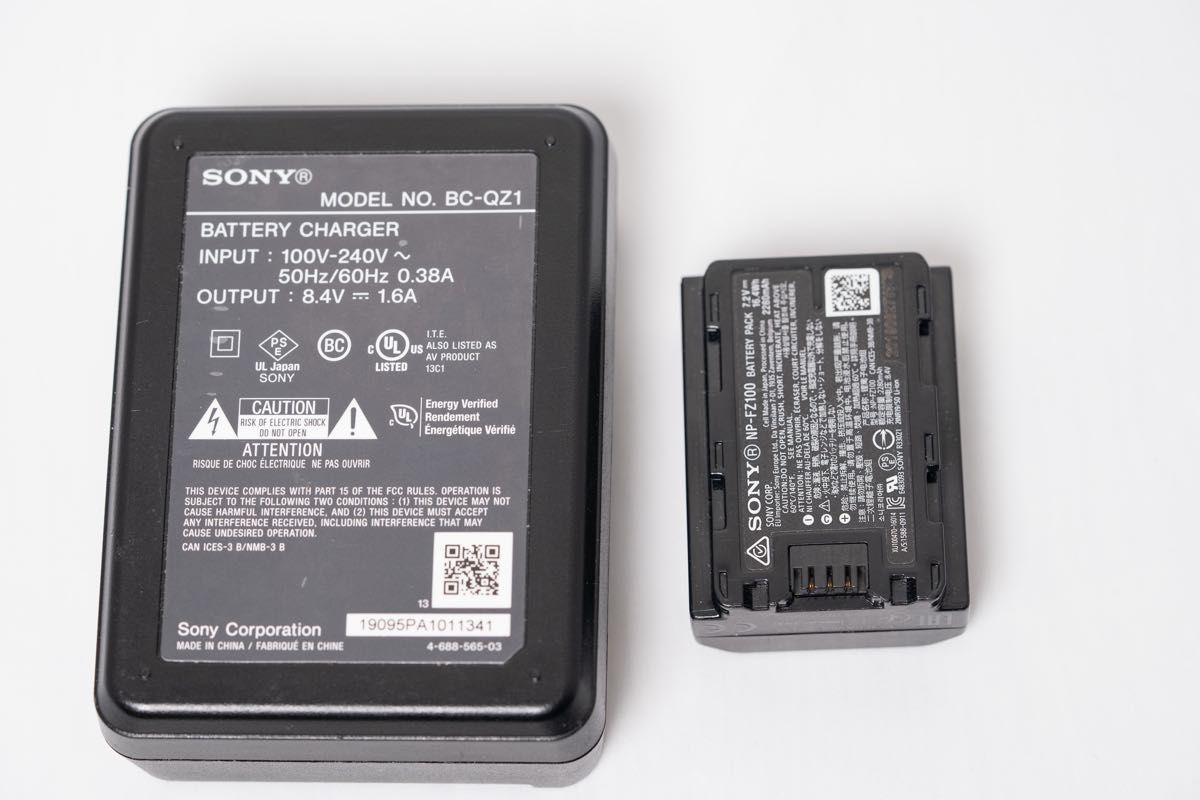 SONY バッテリーチャージャー BC-QZ1＋バッテリー NP-FZ100