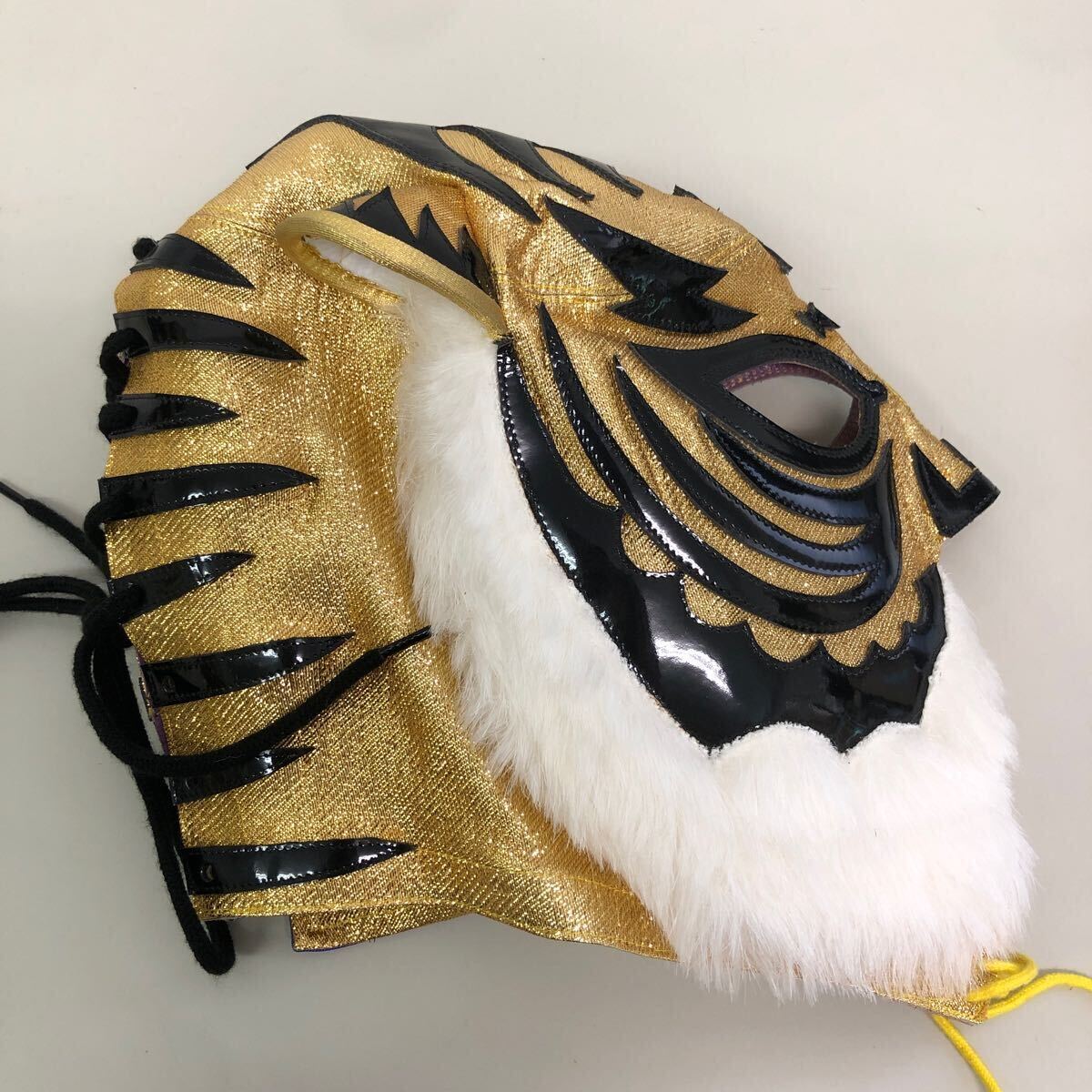 ① Tiger Mask маска золотой Gold Professional Wrestling копия костюмированная игра 