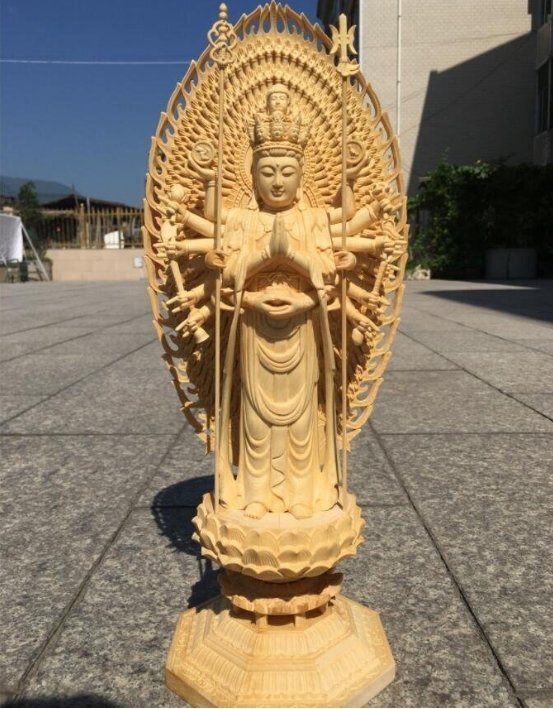 上品/綺麗 仏教美術 精密彫刻 仏像 手彫り 八角台座 桧木製 千手観音菩薩 高さ約43ｃｍ_画像6