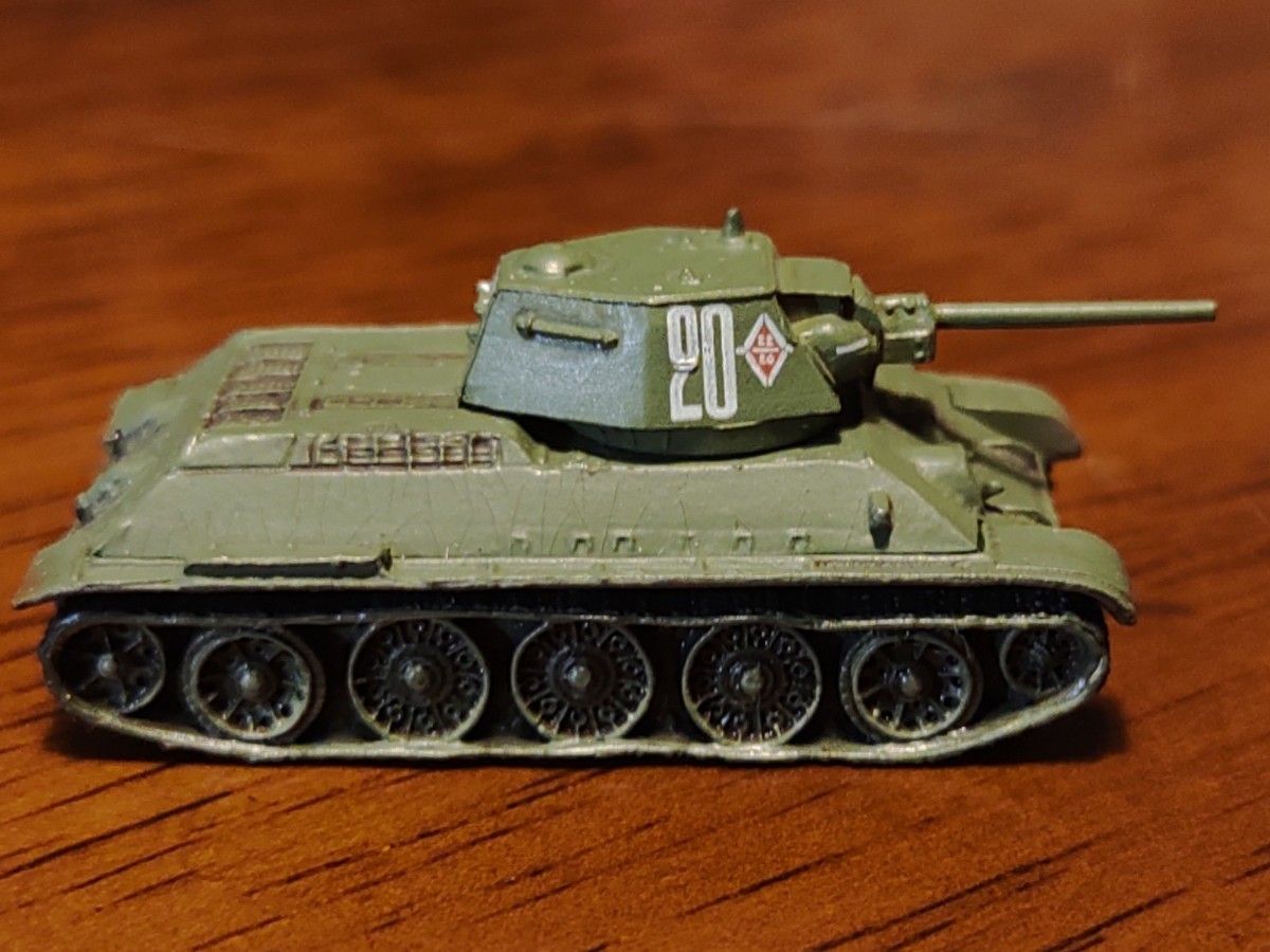 ワールドタンクミュージアム　1/144　vol. 7　T-34/76　1942年型　単色迷彩　ダークグリーン　戦車　海洋堂　ソ連軍