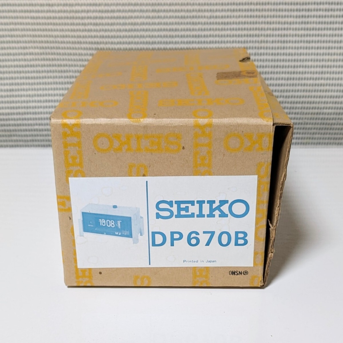未使用 長期保管品 1976年当時物 SEIKO DP670B セイコー パタパタ時計 木製パタパタ時計 目覚まし時計 置き時計 DP670B 通電動作確認済み_画像10