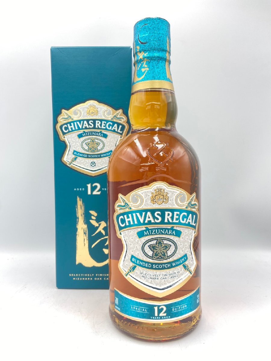 ST【同梱不可】CHIVAS REGAL シーバスリーガル 12年 ミズナラ 箱有 700ml 40% 未開栓 古酒 Z053882_画像1