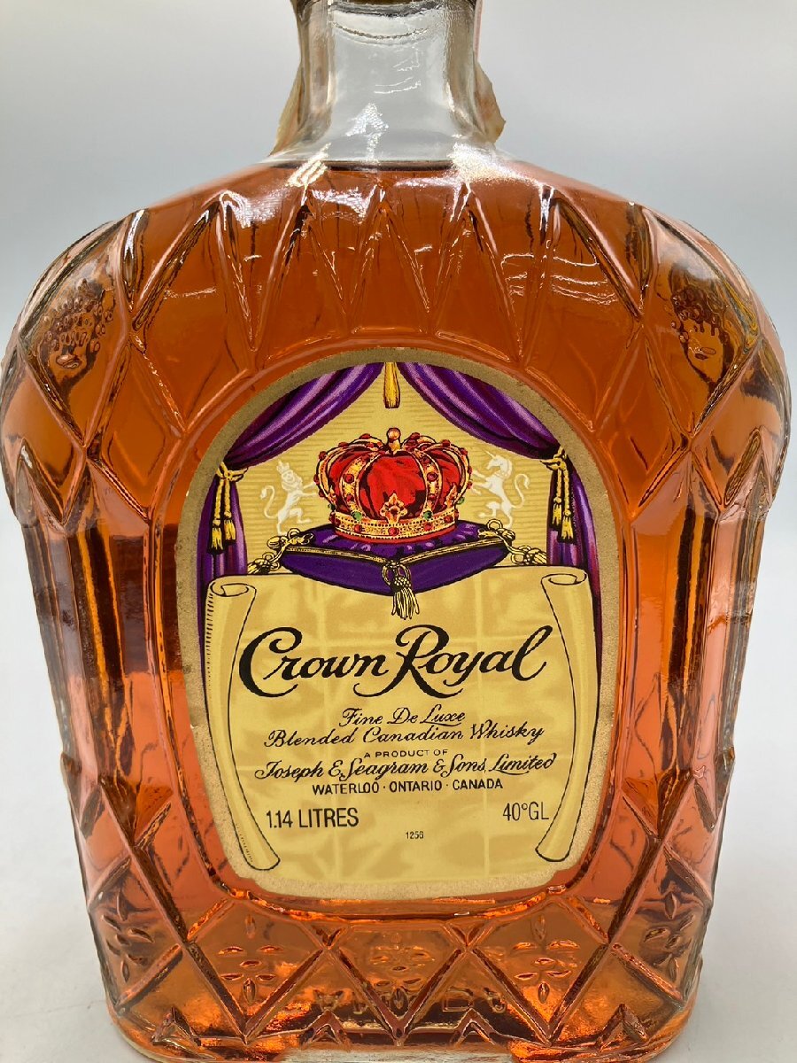 ST【同梱不可】Crown Royal クラウンローヤル 巾着付き 1140ml 40% 未開栓 古酒 Z052237_画像5