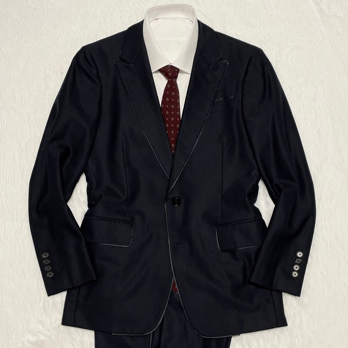 【極美品】トゥモローランド　TOMORROWLAND セットアップ　スーツ　ジャケット　ブラック　黒　タキシード　パーティー　42