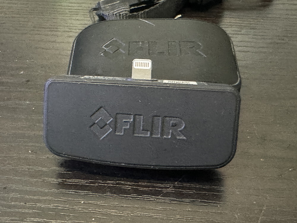 FLIR ONE 赤外線サーマルカメラ iPhone用 （ios ipad ライトニング端子の画像2