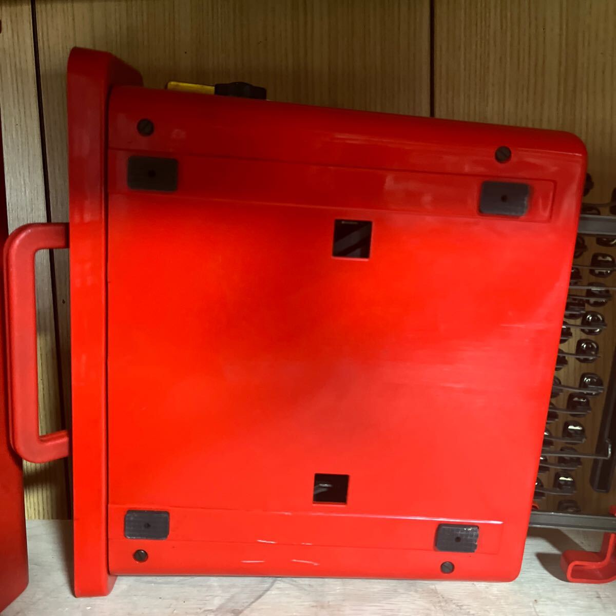 2/6 Olivetti valentine /olibeti Valentine Vintage * typewriter red bucket 