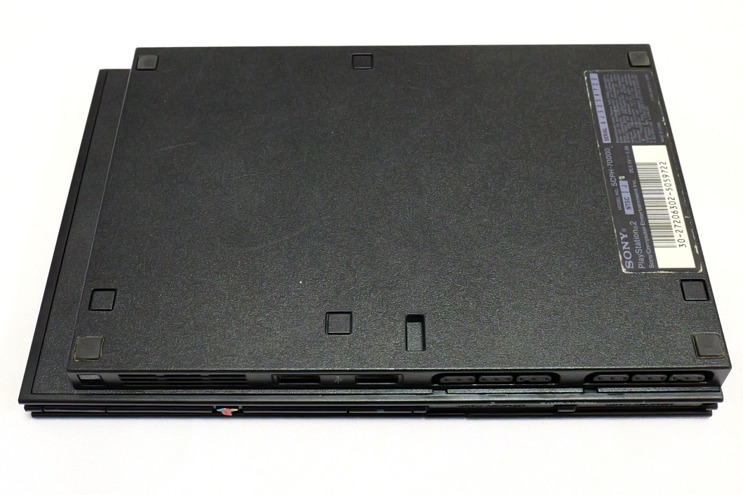 ■ジャンク即決！SONY PS2 SCPH-70000 ソニー プレステ2_画像2