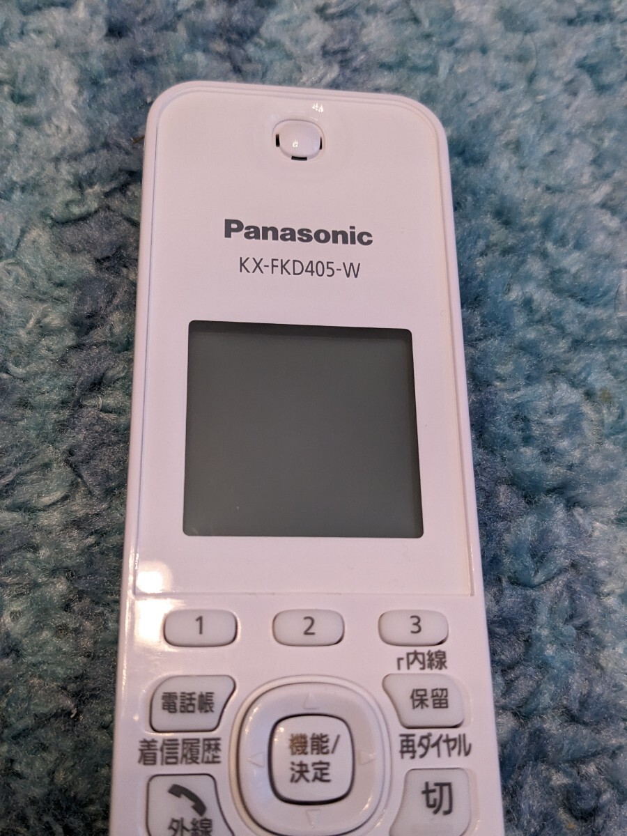 0605u0104 Panasonic extension cordless handset white KX-FKD405-W