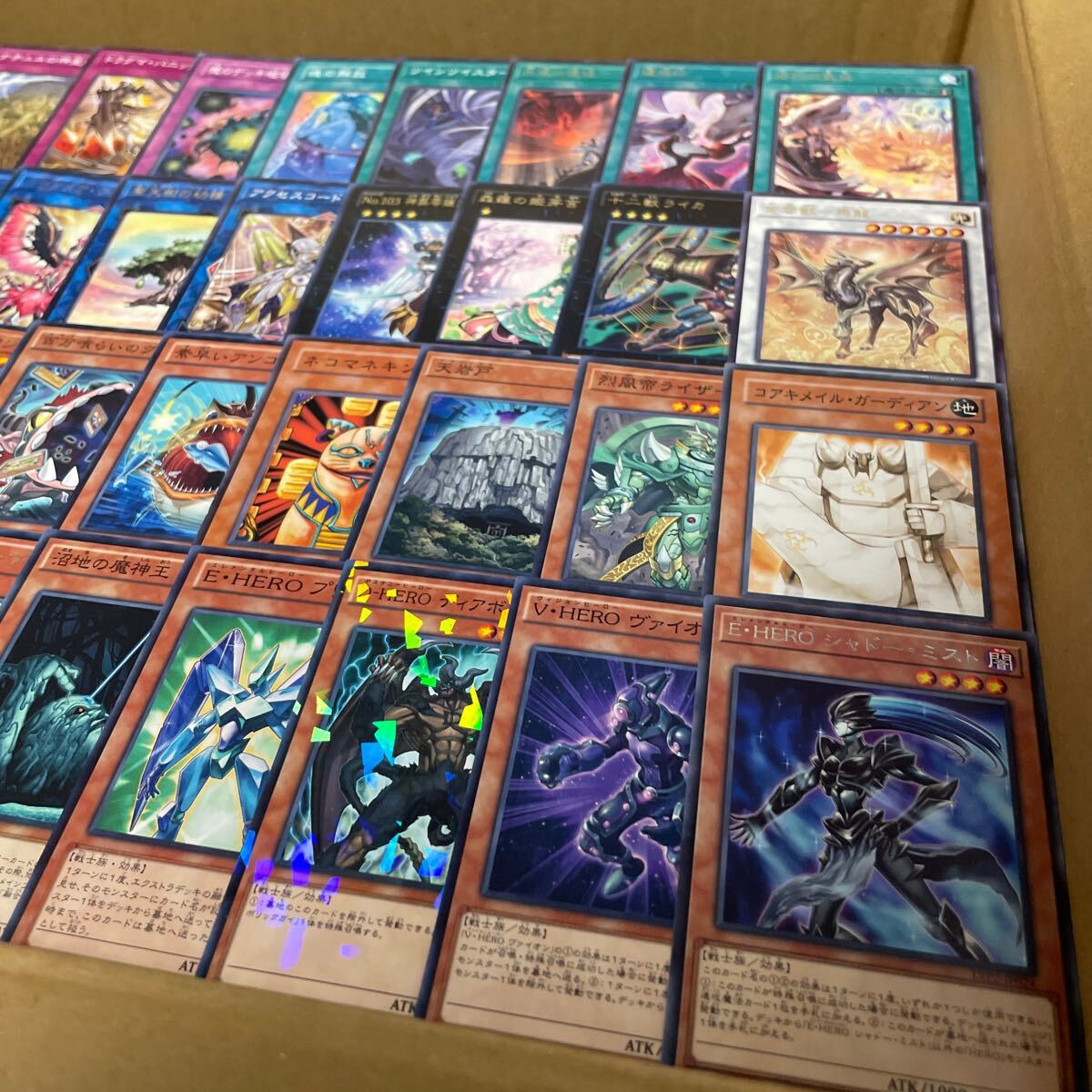 遊戯王 約10000枚 まとめ売り セット ノーマル 字レア 大量 デッキ パーツ テーマ 引退品 ①_画像3