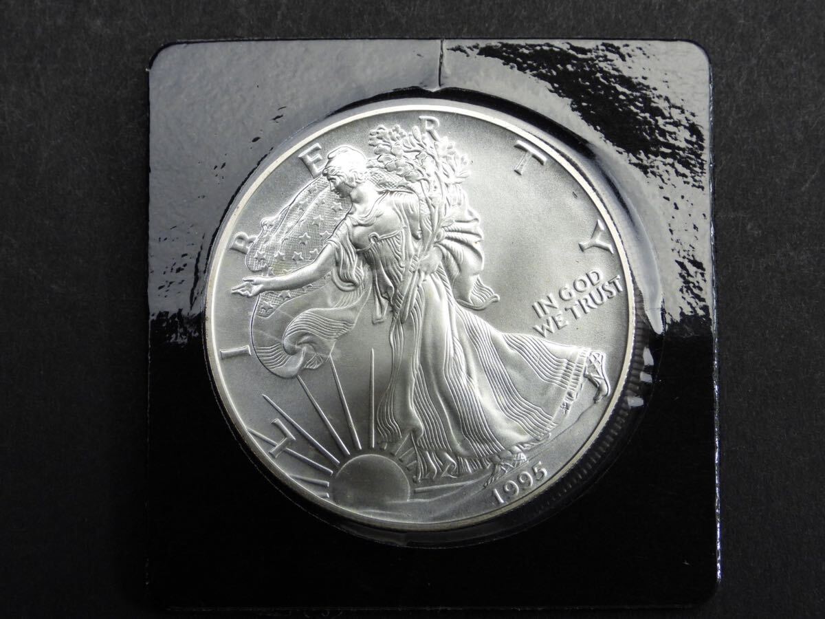 銀貨 アメリカ 証明書付 銀貨 Coin 1ドル SILVER EAGLE Silver Eagle メダル 1円スタートの画像3