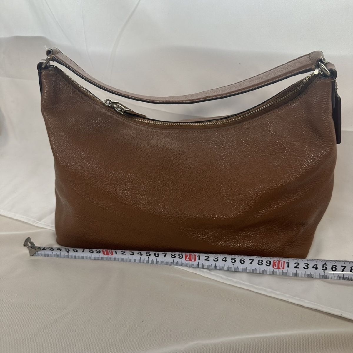 美品 COACH コーチ 2Way ショルダーバッグ オールレザー レディース ブラウン F36628 ペブルレザー セレスト コンバーチブル_画像4