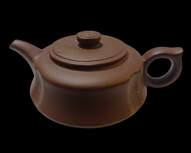 a1206 中国宜興 蝶印 紫泥 横手急須 蓋裏在銘 煎茶道具|骨董 a1206 中国宜興 蝶印 紫泥 横手急須 蓋裏在銘 煎茶道具|骨董