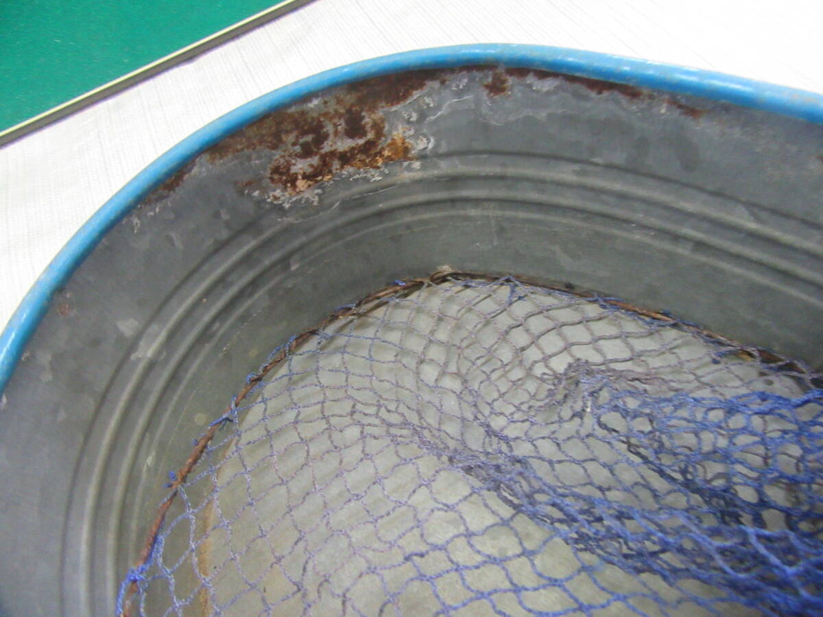 魚篭 びく 下にバケツ付き ３種 使用長期保管品 訳あり品 現状出品の画像9
