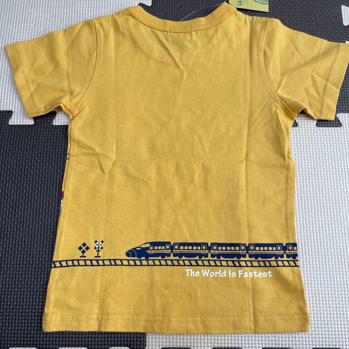 【新品】新幹線Tシャツ　110  山吹色　黄色　半袖Tシャツ　綿100% 電車