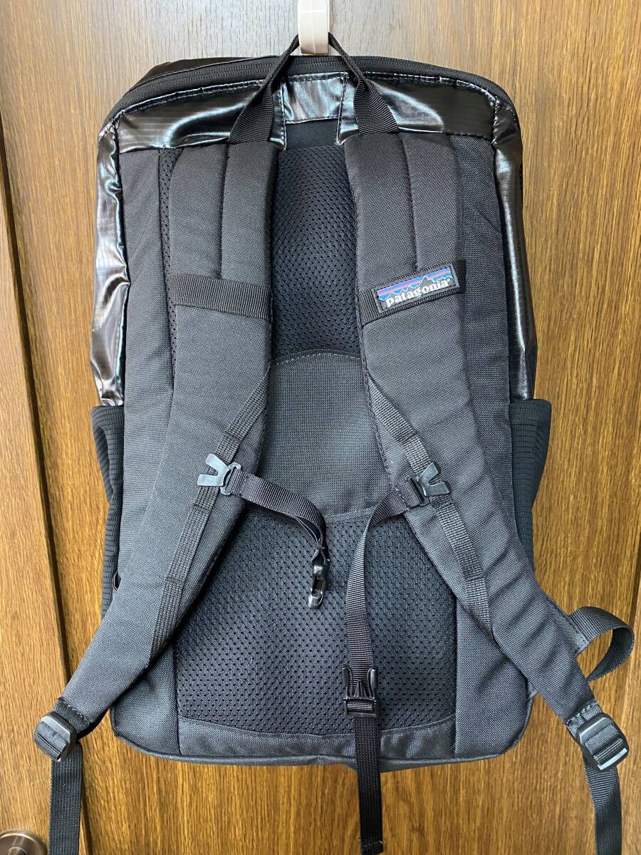  free shipping * Patagonia Patagonia* light weight compact * backpack * black hole 25L* black group lustre * unused beautiful goods 