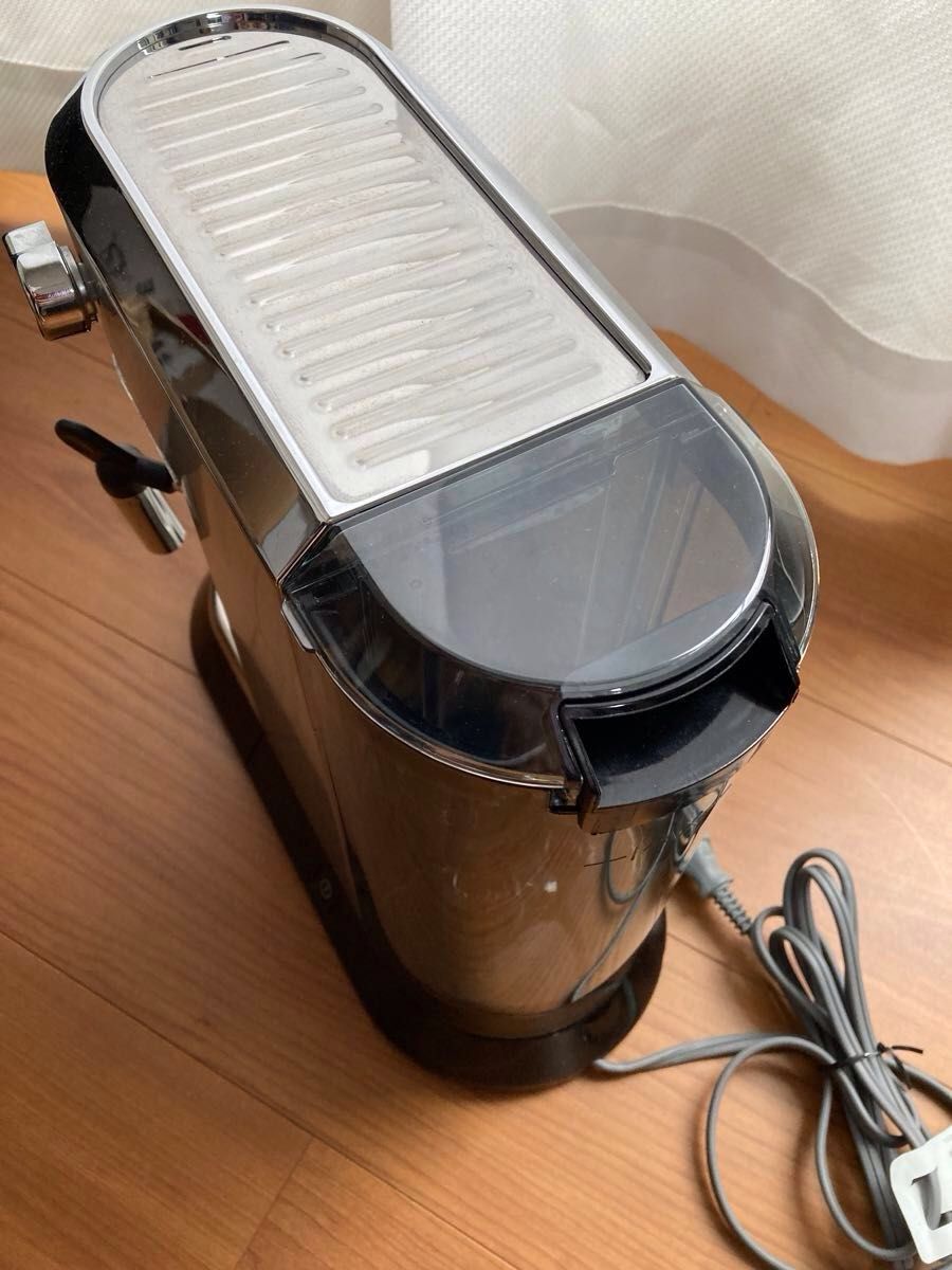 DeLonghi デロンギ コーヒーメーカー　デロンギ カプチーノメーカー デディカ EC680M 