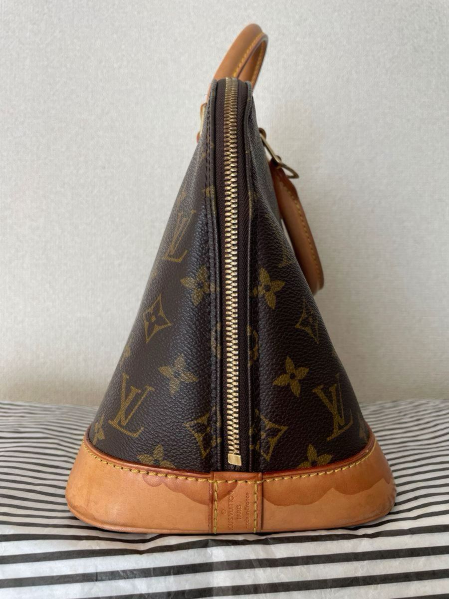 南京錠付き　ルイヴィトン LOUIS VUITTON アルマ モノグラム　ハンドバック　美品