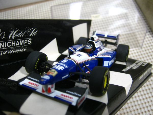 ・送料300円●ミニカー 現状●ミニチャンプス 1/43●ベネトン ルノー 1996 LAUNCH VERSION●F1 デーモン・ヒル #5_画像5