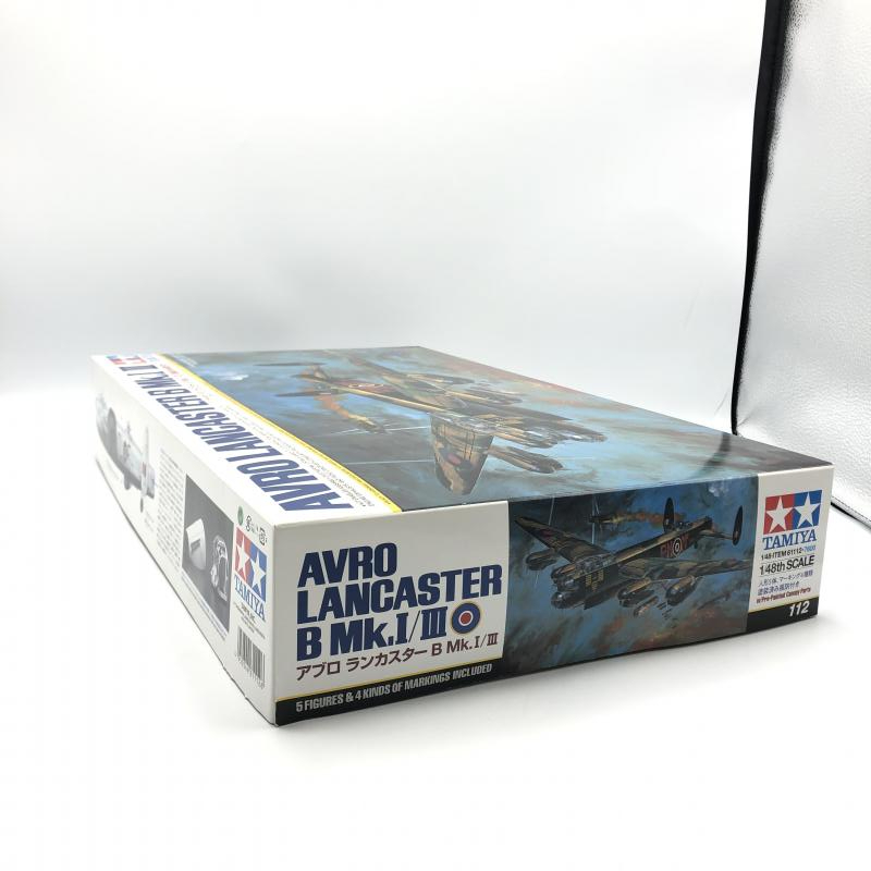 タミヤ 1/48 アブロ ランカスターB Mk.Ⅰ/Ⅲ 塗装済み風防付き プラモデル 未組立品 TAMIYA AVRO LANCASTER B_画像3