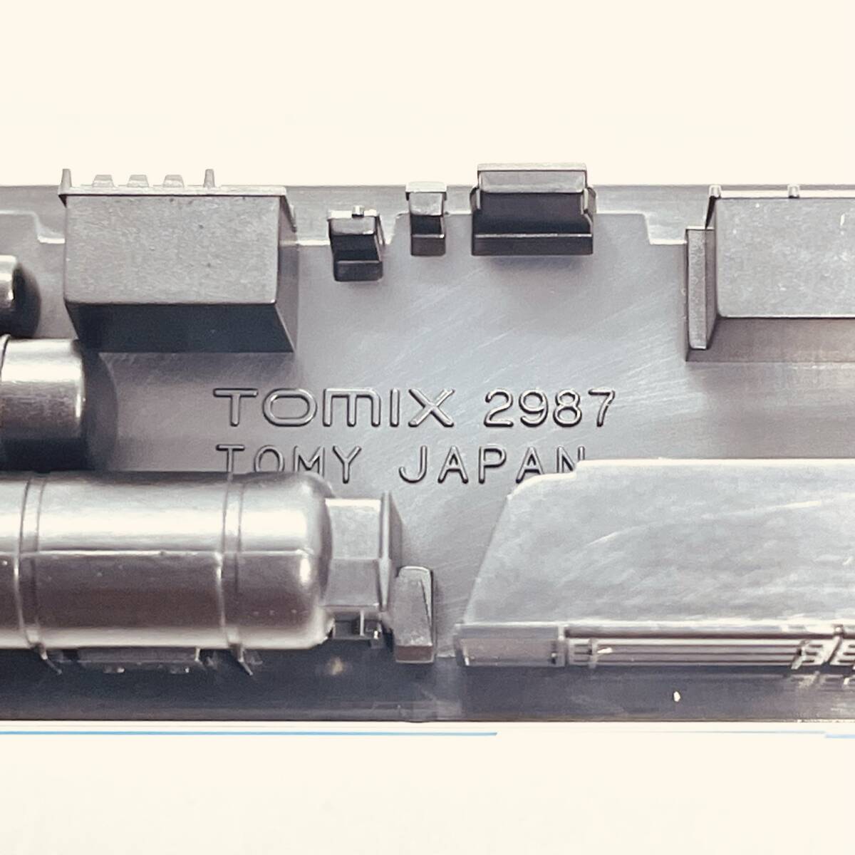 TOMIX モハ485 初期型用 シート+ウェイト+床板 1両分入り 98795 国鉄 485-1500系特急電車(はつかり)基本セットからのバラシ_詳細画像です。