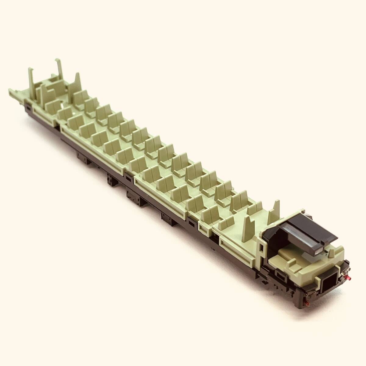 TOMIX クハ185-2用 シート+ウェイト+床板+ライト遮光ケース 1両分入り 97958 JR185-0系特急電車(なつかしの新幹線リレー号)セットのバラシ_入札個数1でのお渡し内容です。