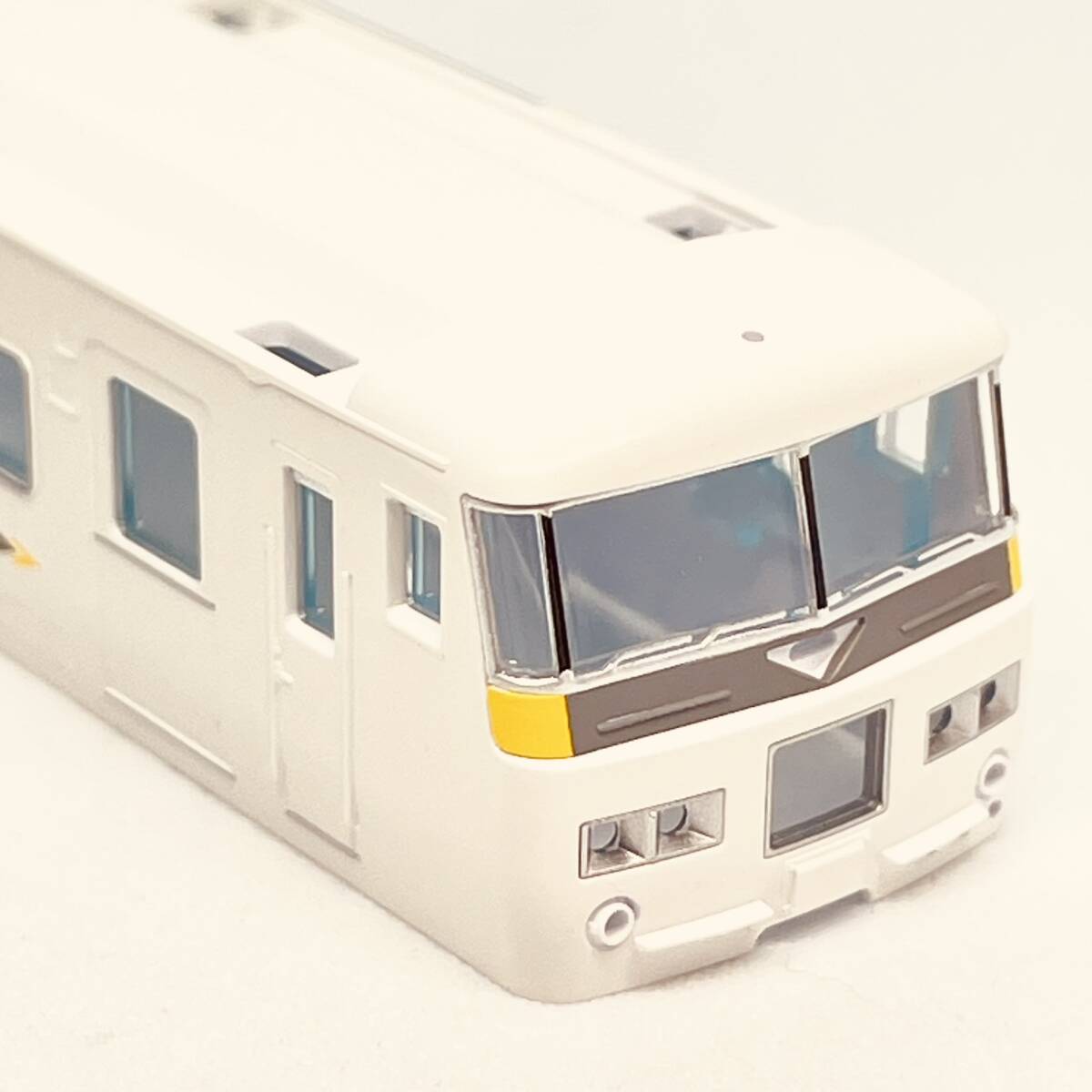 TOMIX クハ185-300 ボディ+ガラス 1両分入り 98756 JR 185-200系特急電車(エクスプレス185)セットからのバラシ_詳細画像です。