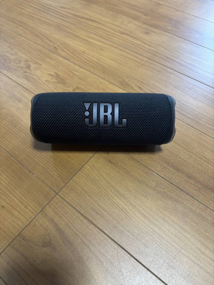 ポータブルウォータープルーフスピーカー JBL Flip 6 JBLFLIP6BLK ブラック_画像4