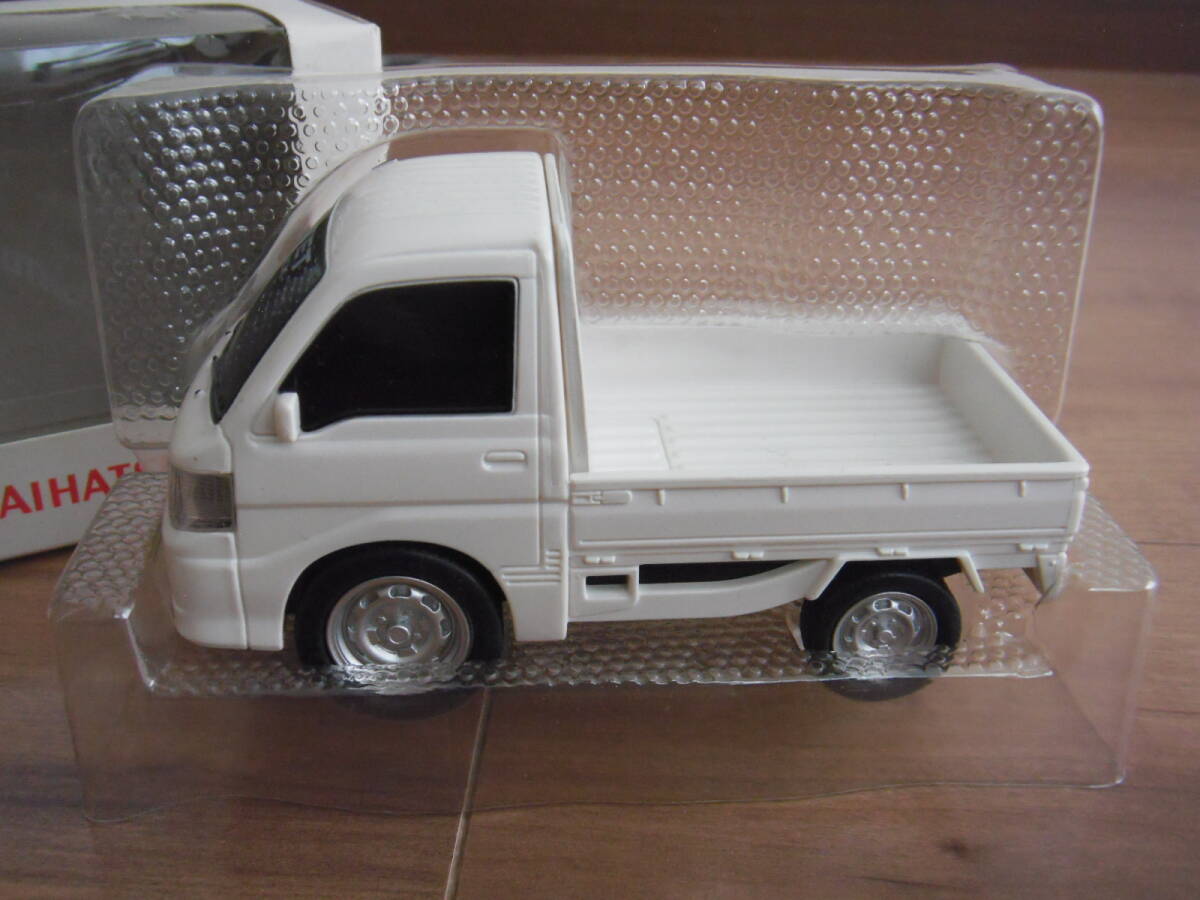 ダイハツ　ハイジェット　トラック　ミニカー　白　ホワイト　DAIHATSU　HIJET　TRUCK_画像3