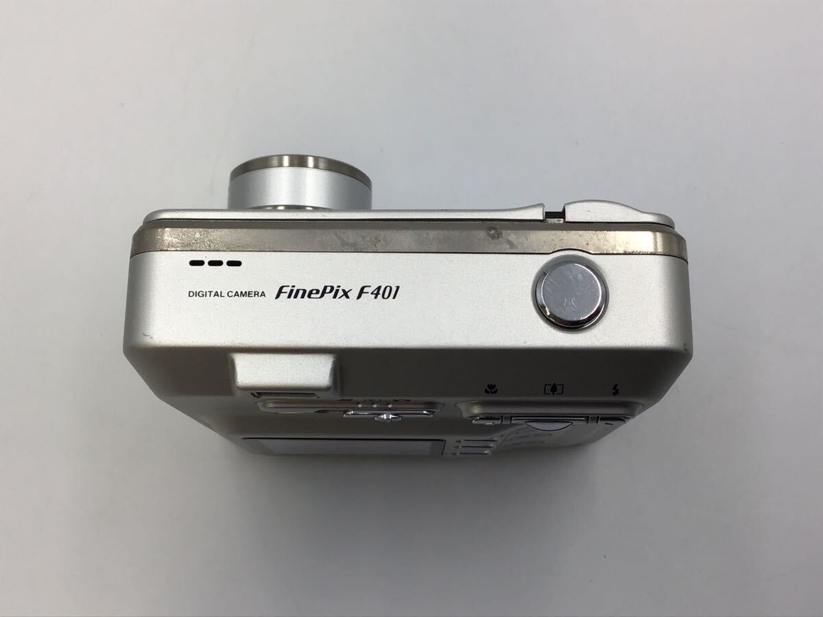 70587 【動作品】 FUJIFILM 富士フイルム FinePix F401 コンパクトデジタルカメラ バッテリー付属_画像5