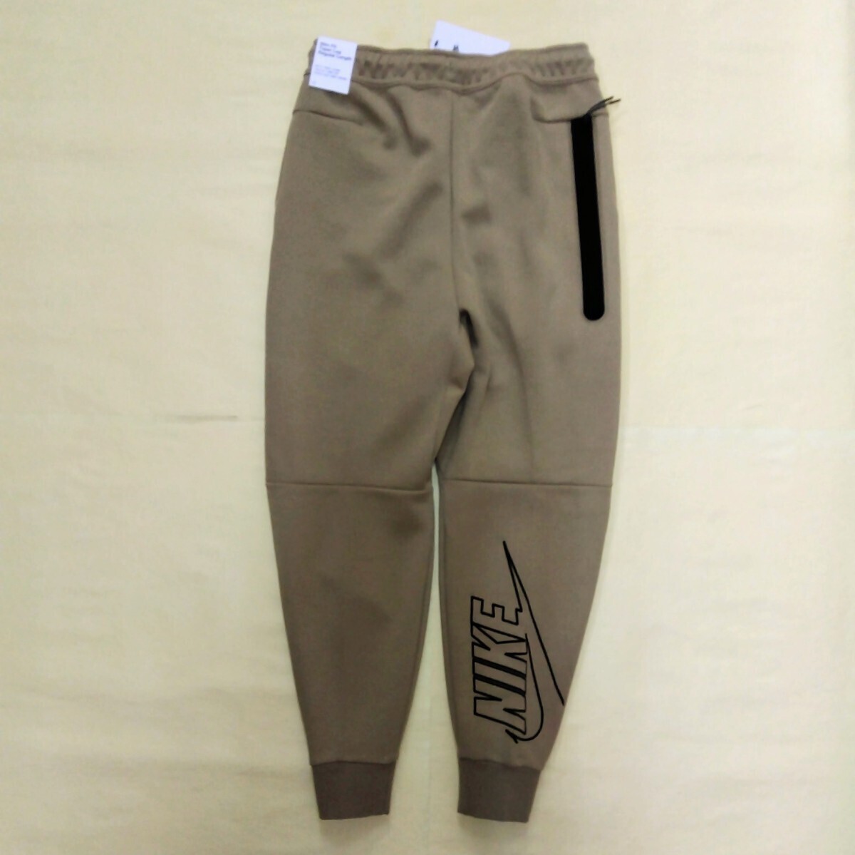 [新品] NIKE Tech Fleece Pants ナイキ テックフリースパンツ スウェットパンツ ジョガーパンツ Nikeロゴ Lサイズ