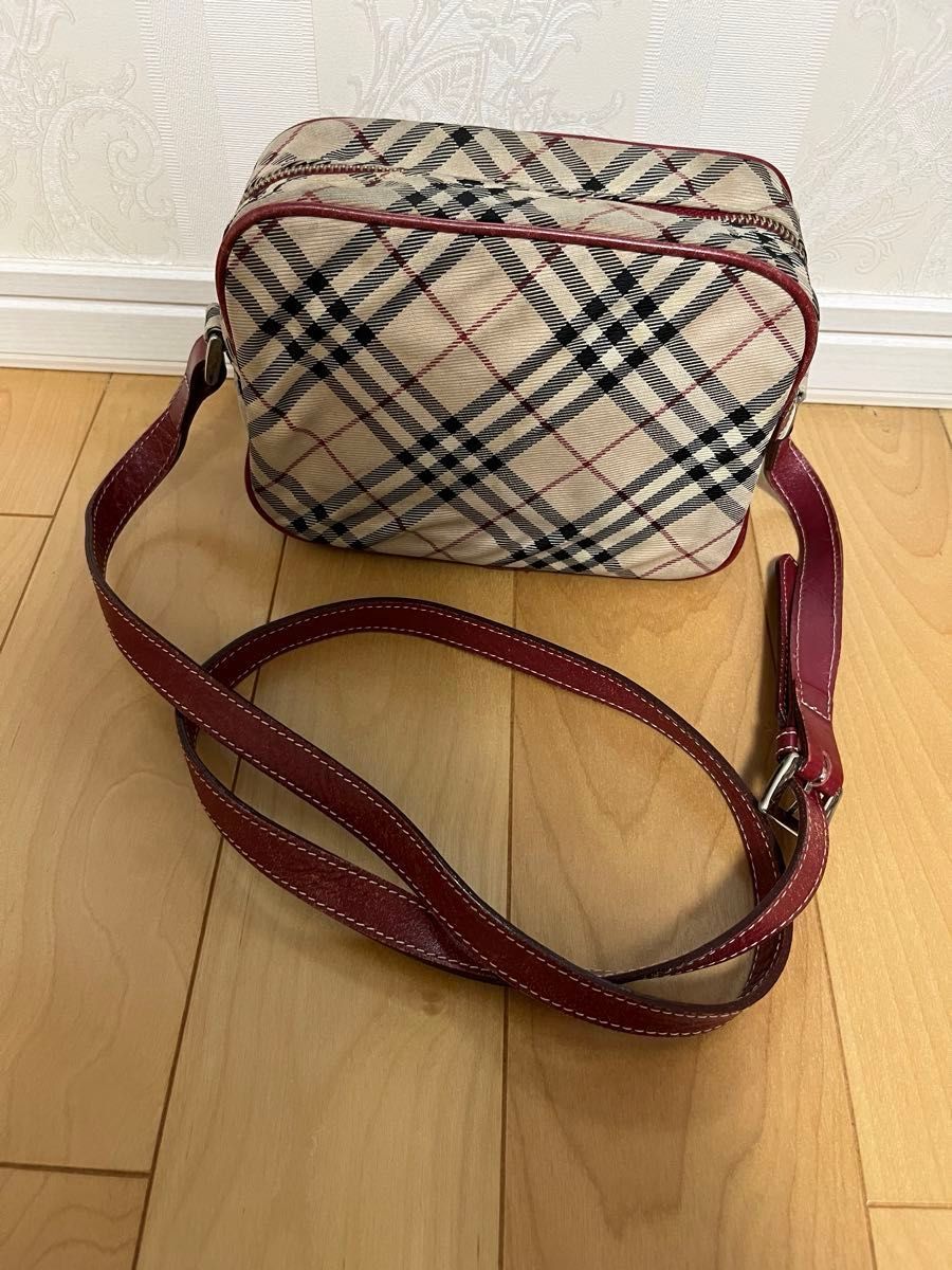【ヴィンテージ 匿名配送】Burberry ノバチェック柄 ショルダーバッグ ヴィンテージ 匿名配送】Burberry ノバチェック柄 ショルダー