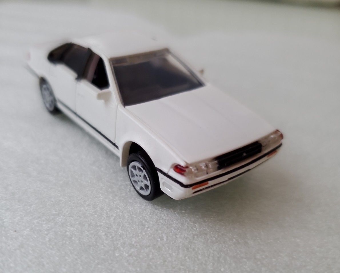 Cカークラフト 1/72スケール 日産 セフィーロ(A31) ガチャ Cカークラフト 1/72スケール 日産 セフィーロ(A31) ガチャ