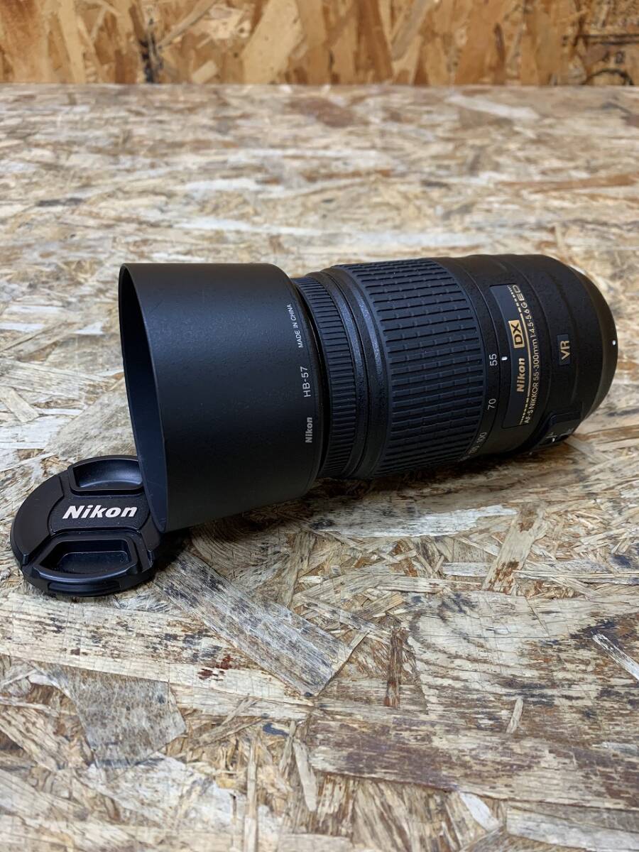 (6280) Nikon DX VR AF-S NIKKOR 55-300mm F4.5-5.6G ED レンズフード DX SWM VR ED HRI 一眼レフカメラ カメラ カメラレンズ 交換レンズ_画像1