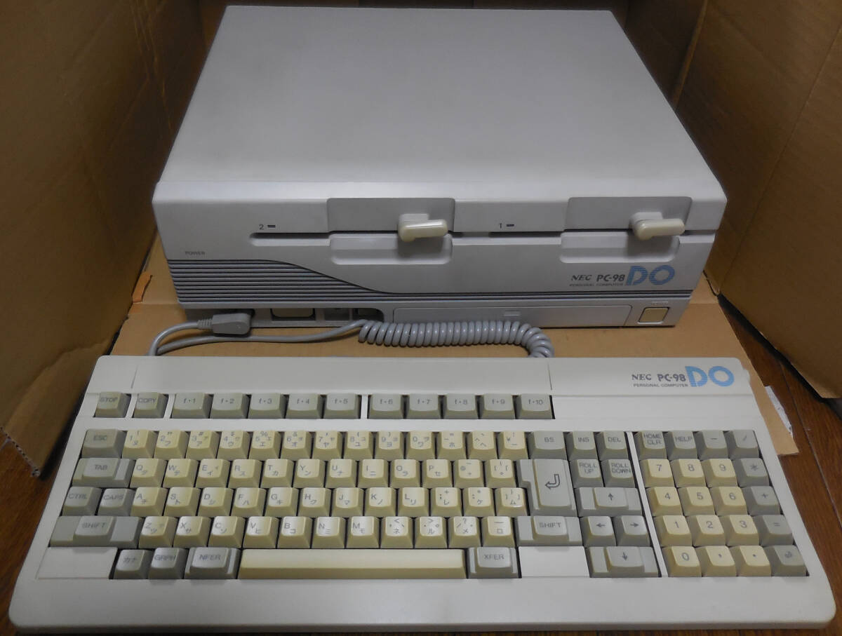 ★☆★中古品 NEC PC-88DO 外箱、キーボード付 動作確認済み★☆★_画像1