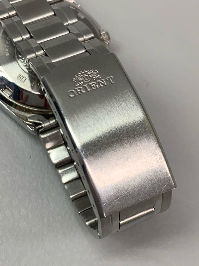 Y■ ORIENT オリエント スリースター メンズ 腕時計 EM5J-CO 腕周り15㎝ 自動巻き デイデイト ブルー 青文字盤 時計 アナログ 稼働品 の画像6