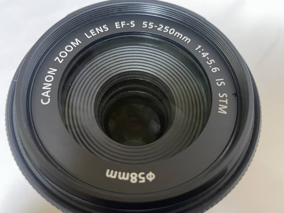 美品 CANON EF-S 55-250mm F4-5.6 IS STMの画像5