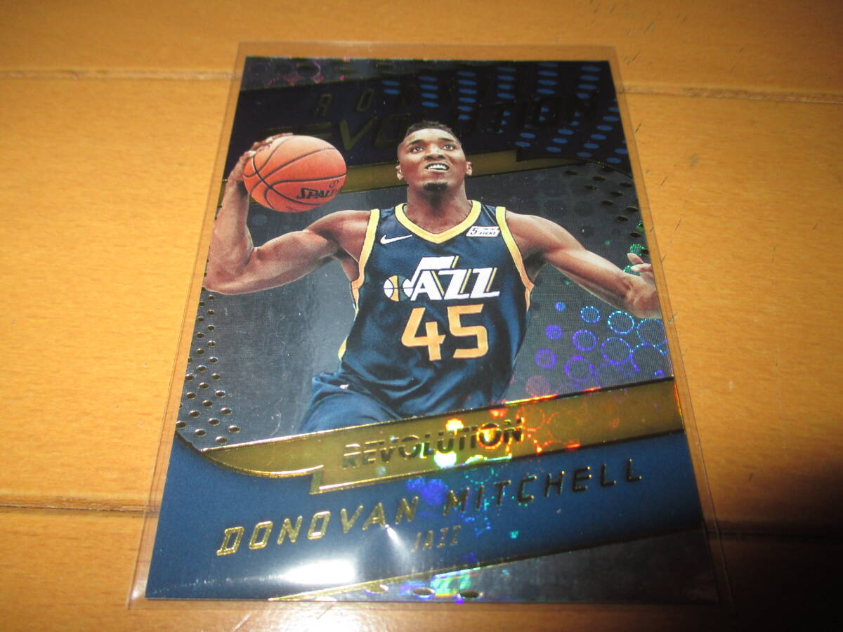 2017 18 PANINI REVOLUTION DONOVAN MITCHELL ROOKIE REVOLUTION RC ルーキーカード_画像1