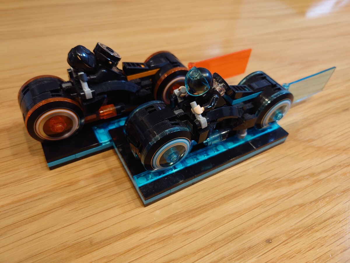 LEGO レゴ TRON トロン IDEAS アイデア 21314 美品 箱 説明書 完品_画像4